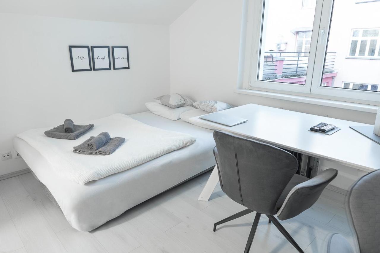 Skolska Winter Terrace Apartment Praga Exterior foto